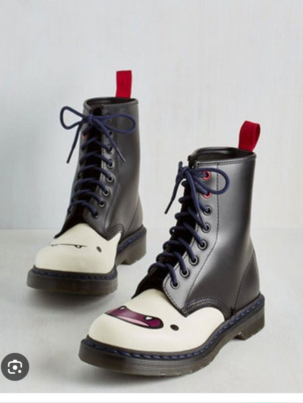 DR. MARTENS | Adventure Time Marceline Vampire Queen boots Sz 7